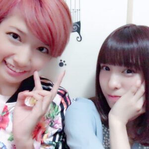 Ayaka Morikawa Instagram - なっつんとインスタライブしてます！！
#なっつん #小嶋菜月