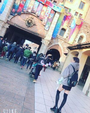 Ayaka Morikawa Instagram - 楽しかった😊
寒かった！！
2枚目目閉じてる！ʬʬʬ
#ディズニー #ディズニーシー #disney