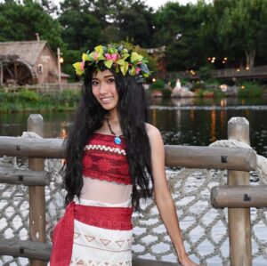Ayaka Morikawa Instagram - モアナのコスプレしたよー。
私はモトゥヌイのモアナ！！
#ディズニー #ディズニー仮装 #Dハロ #コスプレ #仮装 #モアナ #モアナと伝説の海