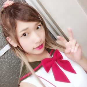 Ayaka Morikawa Instagram - ともだちインプット
池袋KASSAIで18日までやっています！
是非見に来てください♡
http://www.confetti-web.com/index.php