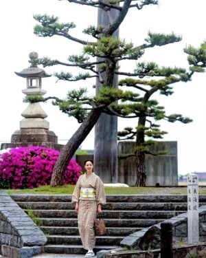 Ayako Kawahara Instagram - 桑名宿
#kuwana #edo #kimono #七里の渡し #桑名市 #散歩 #着物 #日常着物 #着物旅