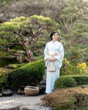 Ayako Kawahara Instagram - 春分の日🌿
#tokyo #kimono #miso #祭祀 #着物 #味噌 #フクオカ機業