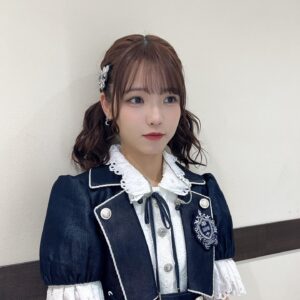Ayane Takahashi Instagram - 武道館1日目🌷
私はとてもAKB48がすきだなあとおもいました！

色んな組み合わせのメンバーでの曲だったり、野菜シスターズでしょうが着たり🫚
たのしかったです！
ツインテールもしたし！

いかがでしたか〜😊

明日もたのしみ！