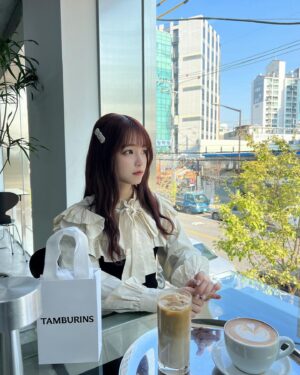 Ayane Takahashi Instagram - お友達とおでかけしたときの☕️🤍