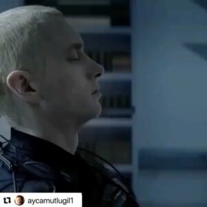Ayça Mutlugil Instagram - Eminem’le düet yaptığım zamanlardan 🤪