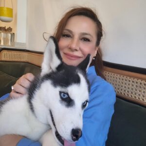 Ayça Mutlugil Instagram - Kuçu aşkı 😍 🐕