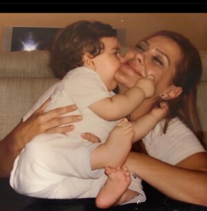 Ayça Mutlugil Instagram - Gün ışığım, canım oğlum, doğum günün kutlu olsun , her yaşın birbirinden güzel sürprizler sunsun sana, şansın bahtın her daim açık olsun aşkım 🙏 Seni çok çok çoook seviyorum ❤️