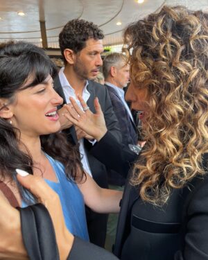 Ayden Mayeri Instagram - What a night! ‘Twas thrilling to celebrate two big hearted talented beautiful friends i’ve known and loved for many years @sepidehmoafi & @paulwhausergram who STAR STAR STAR in a fantastic new show #BlackBird on @appletvplus 

Also, got this dress for $5 at a garage sale & loved wearing sneakers to an event, a victory for feet everywhere 🙏 @veja 👟 

📷: @iphonz
