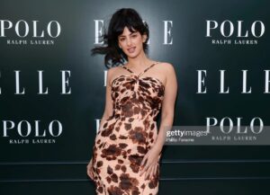 Ayden Mayeri Instagram - 🤎thanks for a groovy night @elleusa 💋

#vintage #greencarpet