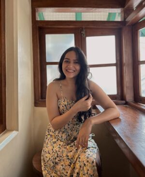 Ayesha Kaduskar Instagram - april phool day 🌼