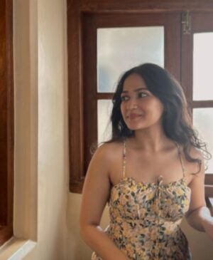Ayesha Kaduskar Instagram - april phool day 🌼