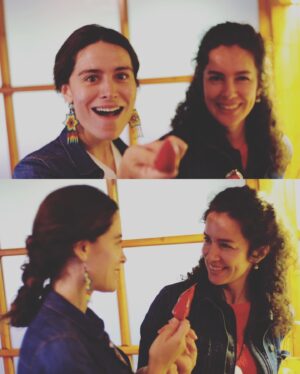 Ayfer Dönmez Instagram - Belçiiiiiiiiiim bütün renklerini sevdiğim, iyi ki doğdun canımın içi!! 💜🦄🌈