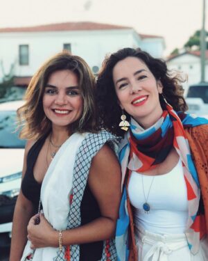 Ayfer Dönmez Instagram - 📸 @selpakius_gel . 
#ağustos2021 #bozcaada #bff 🎈🦄