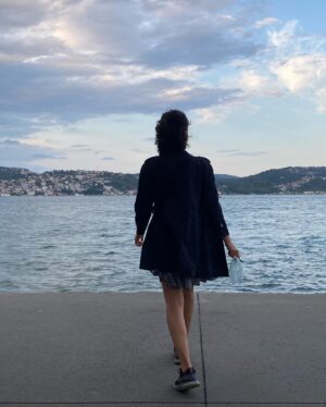 Ayfer Dönmez Instagram - Parçalı bulutlu gün güzellikler getir bize .. 🙏🏻 🐬 ☀️🌕🌈

@selpakius_gel 📸