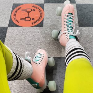 Ayisha Issa Instagram - Lockdown learnings 2022...?
.
.
.
.
.
 #rollerskating #skates #fitness #socks #rollerderby #rollerskates #rollerskater #rollergirl