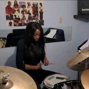 Ayisha Issa Instagram - Day3: Now taking requests 😄 #littledrummergirl #myfirstsong
.
.
.
.
.
.
.
.
.
#drumcover #drums #newdrummer #drummergirl #whitestripes #music  #drumlessons #instagood #videooftheday #strongwomen #havingfun #learning #humpday