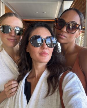 Aylya Marzolf Instagram - Back in LA but missing the humidity and humans from last weeks job in Tulum. 🏝️ 
*not pictured; most of the amazing humans that were there