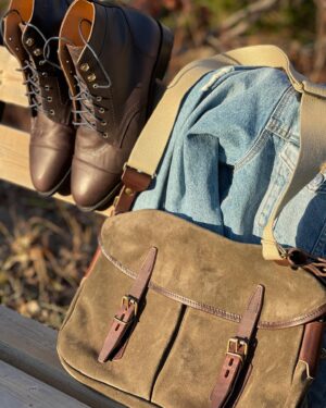 Aymeric Jett Montaz Instagram - Upgrading my style with @brunosartisans bags:) big thanks to @hockerty.men for my handcrafted boots❤️ @bleudechauffe