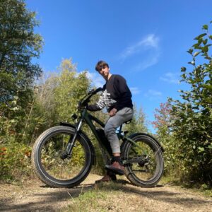 Aymeric Jett Montaz Instagram - Enjoying the last days of summer on my e-bike @radpowerbikes 
@on_running  #shoes  #shoecollection #shoeobsession #love #mentalhealth #supportoneanother #bikes #mountainbike #ebike #blue #quality #expensivecollection #boots #bootcollection #post #foryoupage #feed #feedfeed #a #amor  #brasil #annewithane #anne #x #gym #k #giveaway