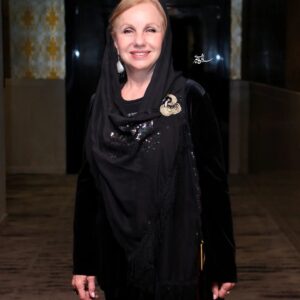 Ayşen İnci Instagram - Her gece gala.Yorgun ama mutluyum.