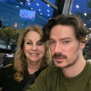 Ayşen İnci Instagram - Atatürk ve Zübeyde.Ana oğul buluştuk sevgili Cem 'le.