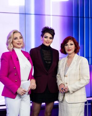 Ayşenur Yazıcı Instagram - Bu akşam 03.03.2024 Pazar saat 21 de https://www.ekoturk.com/canli-yayin/ ekotürk'te canlı yayında izleyebilirsiniz. @ozlemesraada @didemtaslan ve ben ne güzel geçmişi ve şimdiyi konuştuk 
@ekoturktv