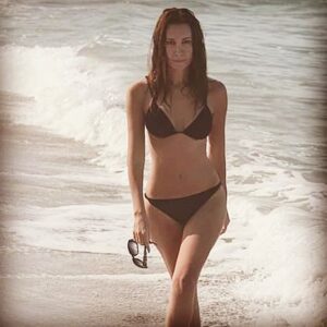 Aysun Metiner Instagram - Yaz gelsin #tbt si☀️