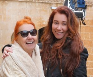 Aysun Metiner Instagram - #serhattutumluer @akinakinozu  @aydaaksel  @macitsonkan  #güvenhokna  @hercaidizi #hercai 🦋