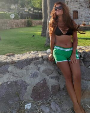 Aysun Metiner Instagram - Summer 2022 🏝🌞🖐