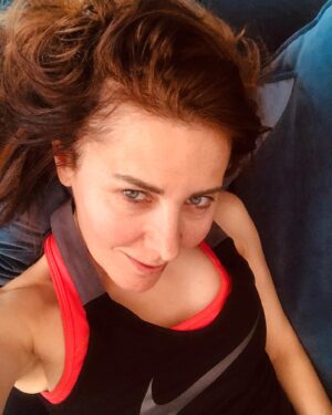 Ayten Soykök Instagram - Hadi Gülümse 🤩 #sezenaksusarkilari