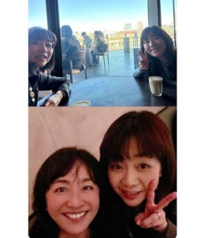 Ayumi Shigemori Instagram - 時差投稿です♪

3月22日に歌のおねえさんの大先輩しゅうさえこさん（さっこおねえさん）のコンサートに行きました。

松野ちかちゃん（ちかおねえさん）とご一緒しましたよ。

実は楽しみにしすぎて、1ヶ月前の2/22に行こうとしたら、ちかちゃんに「来月だよ」と😂
そのくらい楽しみにしていたコンサート♪

ゲストに元歌のおにいさんの林アキラさん、かしわ哲さんもご出演♪♪♪
とてもとても贅沢な時間でした✨

#ビタミンS#ラドンナ原宿
#しゅうさえこ さん　
#かしわ哲 さん
#林アキラ さん
#佐久間順平 さん（g/vln/vo）
#丸山和範 さん（pf）
#芹澤薫樹 さん（b）
#村田匠 さん（per）

作詞家の#もりちよこ 先生もいらしていました。#久しぶりの再会

ちかちゃんとは始まる前に近くのオシャレなカフェでお茶をして、コンサートへ。
#最後の動画はちかちゃんが撮ってくれたもの🤍