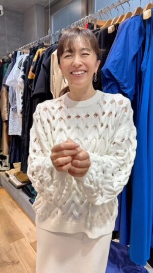 Ayumi Shigemori Instagram - ☆
新年度は何かと忙しなく、お弁当とジュース等食べ物ばかりの投稿（ストーリーズ）でしたが😅
今日は大好きなセレクトショップのaptへ春物や夏物、友人の誕プレを探しに行って、沢山試着させていただきましたので、リールにまとめてみました♪
店員の柏木さんが写真を撮ってくれたり、オススメしてくれたり、GW2日目を楽しく過ごせて幸せでした☺️

#GWの過ごし方#apt_seijo#セレクトショップapt#春物#夏物#サングラスを購入しました😎