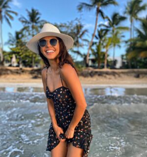 Azita Ghanizada Instagram - This Caribbean life suits me 🌴🤍✨🇩🇴📸 @travisvanwinkle