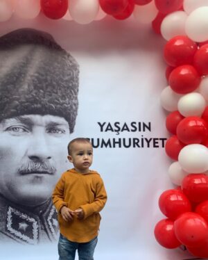 Aziz Aslan Instagram - Yaşasın Cumhuriyet ❤️❤️