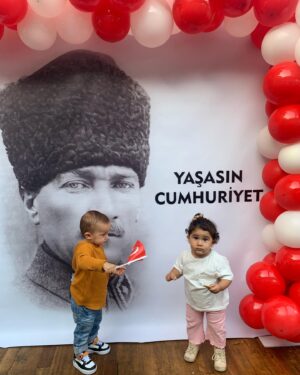 Aziz Aslan Instagram - Yaşasın Cumhuriyet ❤️❤️