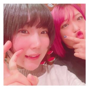Azumi Instagram - ・
この間大好きな人と会ってきました🧸