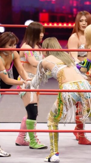 Azumi Instagram - What a @wwr_stardom showcase!

Watch the replay of #ROHSupercard exclusively on #HonorClub at WatchROH.com

@mina_shirakawa | @maika_0324 | @sayasayadesuyo | @tam_nakano | @stardom_azm