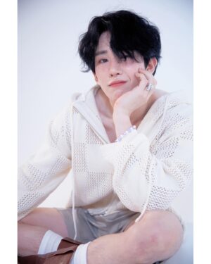 B Joo Instagram - 😇👼
.
.
.
Photo @jeong_yunseong90 
Make up @jinhazzy 
Hair @naraehong 
Stylist @ons.ing