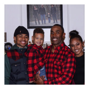B.J. Mitchell Instagram - My happy place 💚❤️ #merrychristmas #noplacelikehome