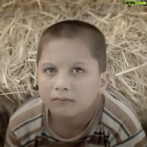 Babak Zarrin Instagram - و پایان ....

ورق بزنید...
پیش درآمد سریال افرا
@afra.serial 
قسمتهای ۳۱ تا ۳۸ ( قسمت پایانی )

موسیقی : بابک زرین
@babakzarrin_official 
تنظیم موسیقی پیش درآمدها : حامد حسینی
@hamedhosseinik 
ساخت ویدیو پیش درآمدها :محمددارایی
@mohammad.daraii 

کارگردان : بهرنگ توفیقی @behrangtofighi 
تهیه کننده : کامبیزدارابی
@darabikami

#بابک_زرین #سریال_افرا #موسیقی_متن_سریال