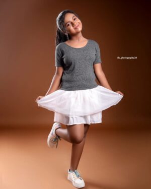 Baby Kaavya Instagram - “Happiness looks beautiful on me. 😄💕”
📸@dk_photography28
💄@_chitras_makeup_artist_28 
.
.
#kaavya #kaavyahoney #vijaytv #artist #birthday #celebritry #happyme #blessed #instagood #instapost #ootd #photography #12 #kidmodel #modelling #post #like #follow #celebstyle #childartist #bts #photooftheday #picofdday #happiness #shoot #photoshoot #modelshoot