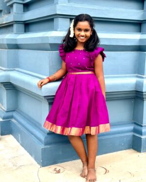 Baby Kaavya Instagram - ✨✨✨✨✨

👗@fashionfeathers_f2 
.
.
#kaavya #kaavyahoney #narmadha #mahanathi #vijaytv #serial #childartist #fun #photos #pics #collab