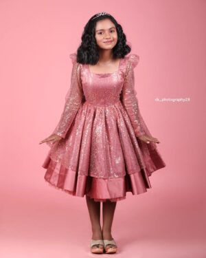 Baby Kaavya Instagram - Today's the day I can wear this birthday crown!
👗@urban.kiddoz @urbankalika
📸@dk_photography28
💄@_chitras_makeup_artist_28 
.
.
#kaavya #kaavyahoney #vijaytv #artist #birthday #celebritry #happyme #blessed #instagood #instapost #ootd #photography #12 #kidmodel #modelling #post #like #follow #celebstyle #childartist