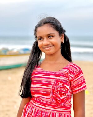 Baby Kaavya Instagram - "The sun tans will fade, but the memories will last forever."
Narmadha💙
📸 Thank you @rudran_praveen anna
👗@minime_by_arjocouture
.
.
#kaavya #kaavyahoney #beachday #shoot #shooting #fun #serial #shootday #beachtime #nomakeup #nofilter #bts #instagood #photo #dailypost #vijaytv #mahanadhi#narmadha