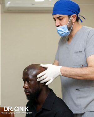Bacary Sagna Instagram - @dr.cinikhospital effect ✨ Through years having dreadlocks, my scalp was obviously damaged. Didn’t know what to expect but i was pleased to see the result the next day.. No pain, No bleeding.. @dr.emrahcinik you’ve been named man of the match ✨🙏🏿😏