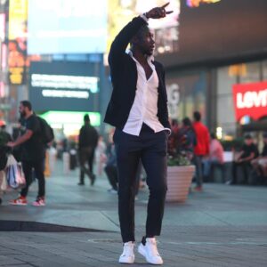 Bacary Sagna Instagram - An Espresso please....😏 📸 @beautifulsoulsinnyc #nyc #fun #throwback