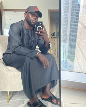 Bacary Sagna Instagram - Friday ✨ my favourite day. Be grateful and thankful 🤲🏾 #jumua #friday #dubai #dubailife #grateful #thankful