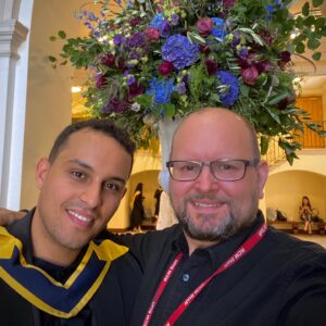 Bacem Anas Romdhani Instagram - Graduation!! 🎓
•
•
•
•
#bacemanasromdhani #bacemanasviolin #tunisianviolinist #itarikyatawasel #graduation #london #rcm #instagood #instalike #insta #instagram