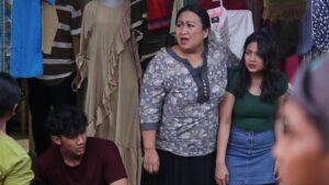 Badriyah Afiff Instagram - Siapa yang udah ketemu RIRI?????!!!!
