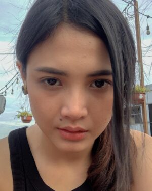 Badriyah Afiff Instagram - Panas #ygy